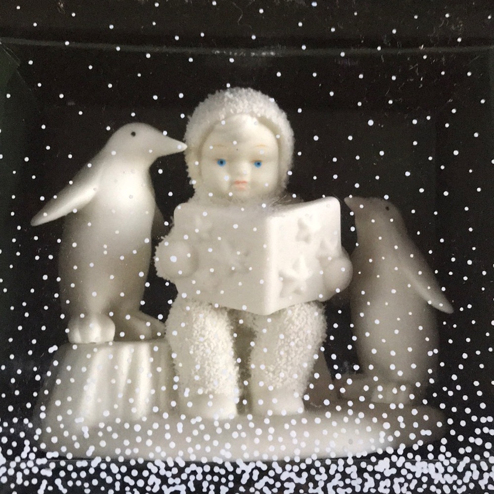 Department 56 Snowbabies Read Me a Story